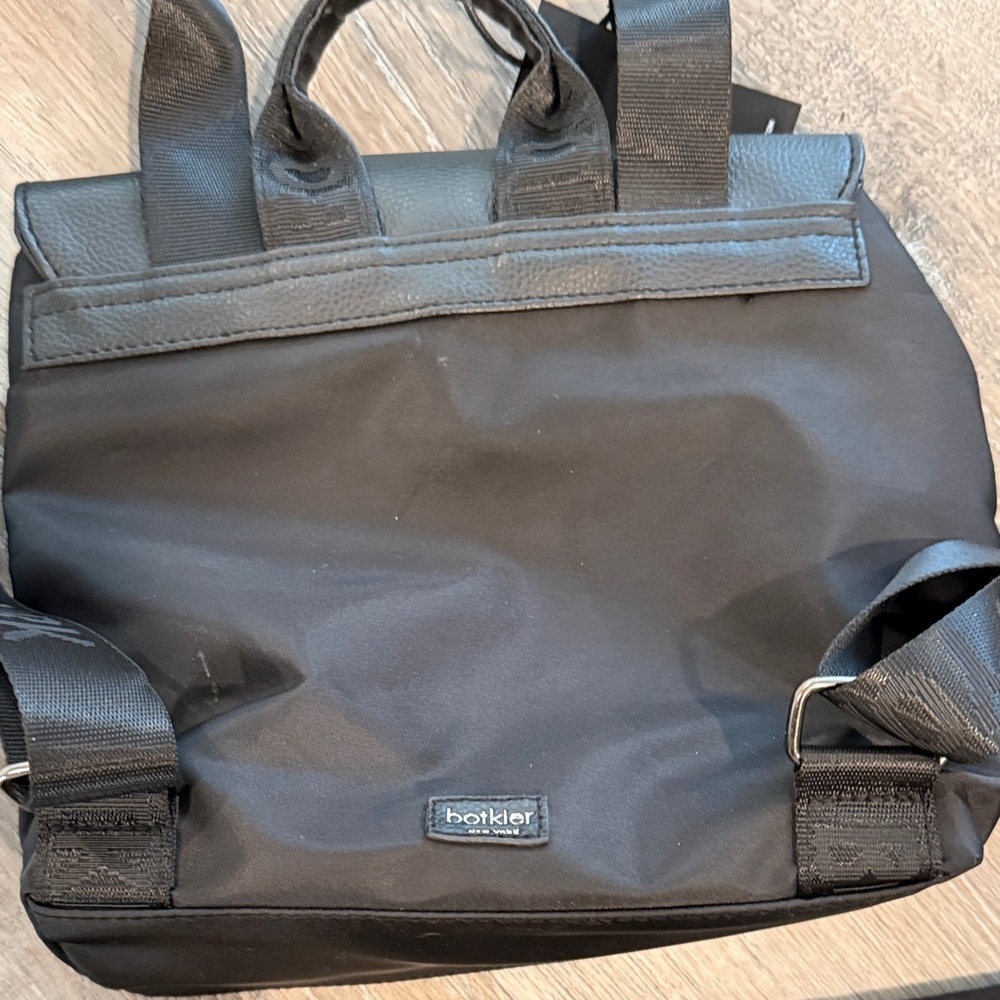 NWT Botkier Trigger mini black Backpack with Dust Bag NWT - Picture 3 of 4